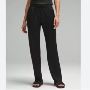 Lululemon Athletica Black Drawstring Elastic Waist Joggers in Size 10